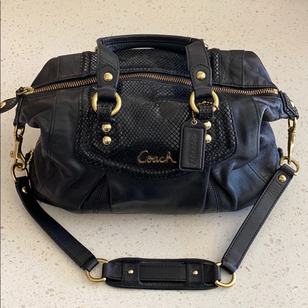 Coach shoulder bag